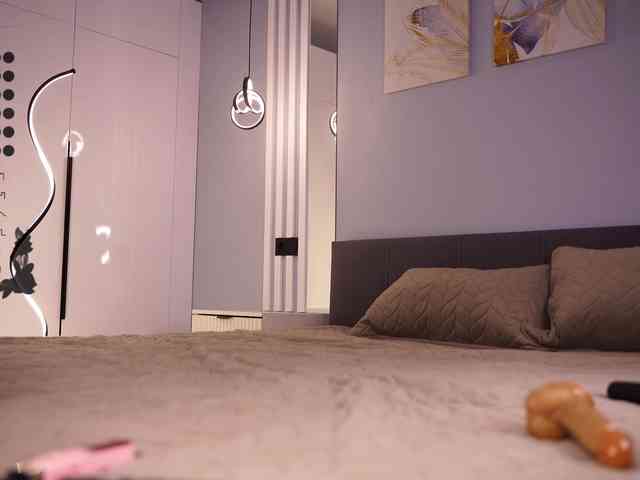 EvaEllis Live Webcam on BongaCams