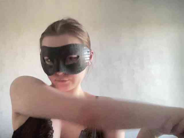 AliceMithel webcam
