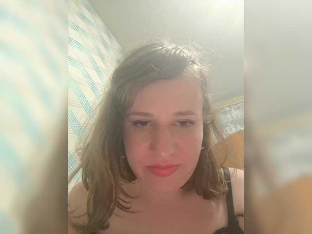  Rosa-Jillian chat room