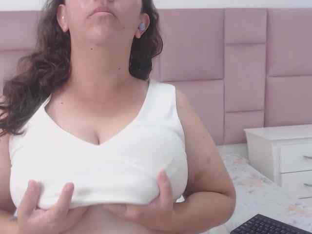 agathasoul3 webcam