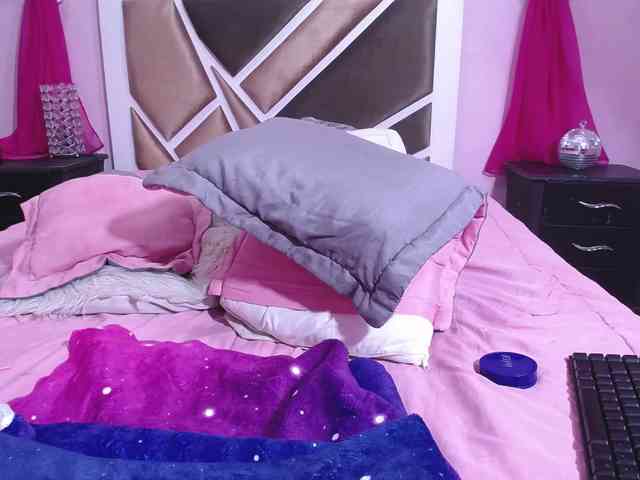 Alissia-rhodes webcam