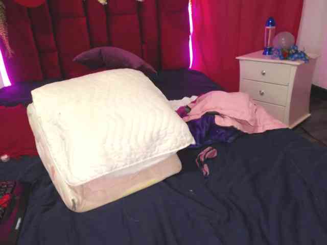Alissia-rhodes webcam