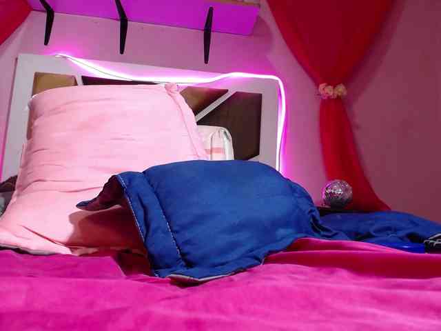 Alissia-rhodes webcam