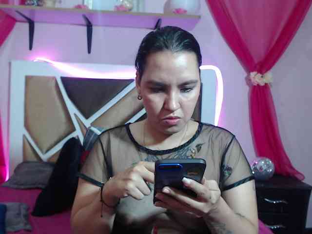 Alissia-rhodes webcam