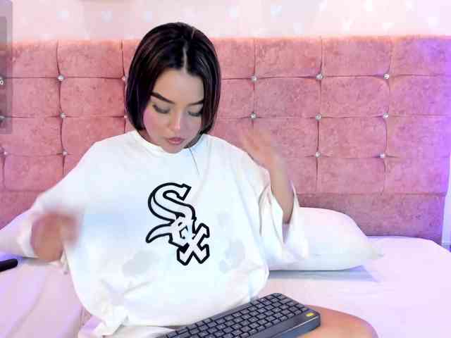 Zooe-Brown webcam