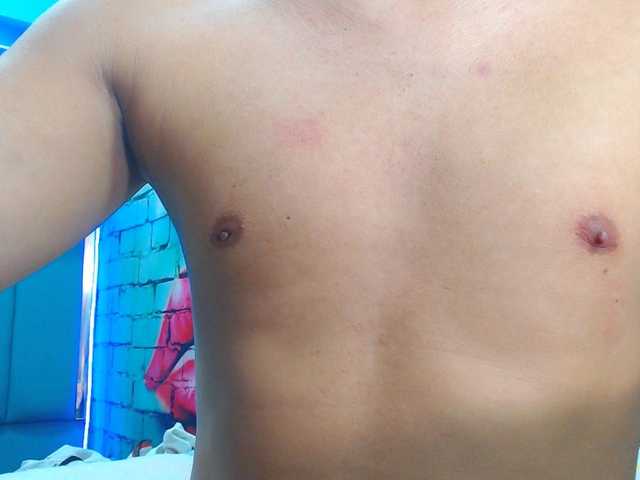 tommyxpamela444's BongaCams show and profile