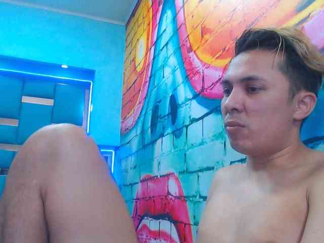 tommyxpamela444 webcam