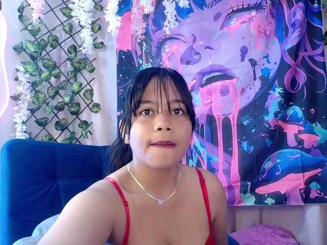 MomokoMei webcam