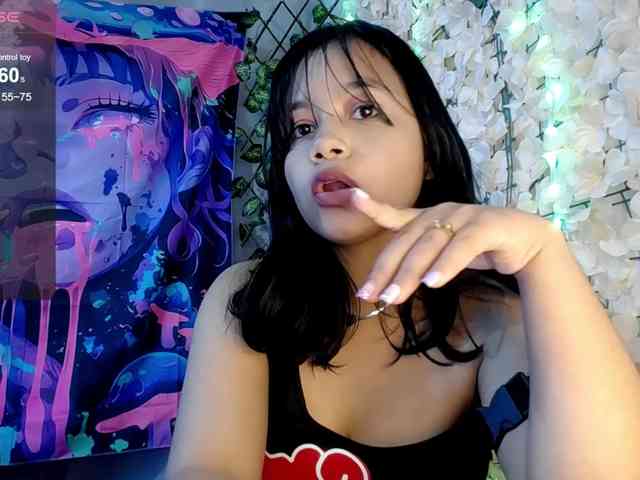 MomokoMei webcam