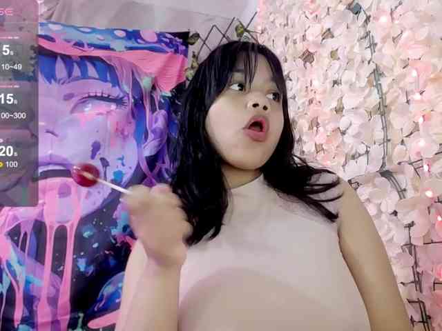 MomokoMei webcam