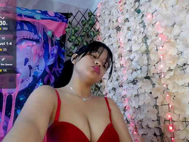 MomokoMei webcam