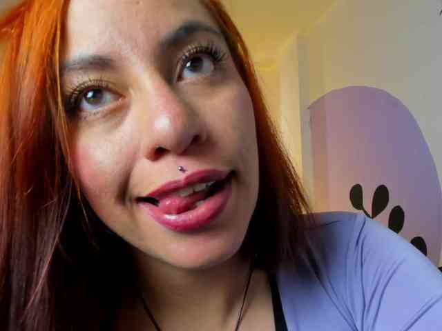 Aishaluna webcam