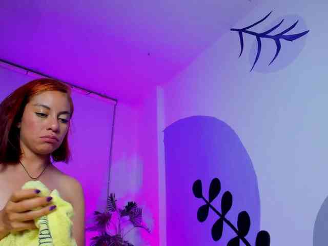 Aishaluna webcam