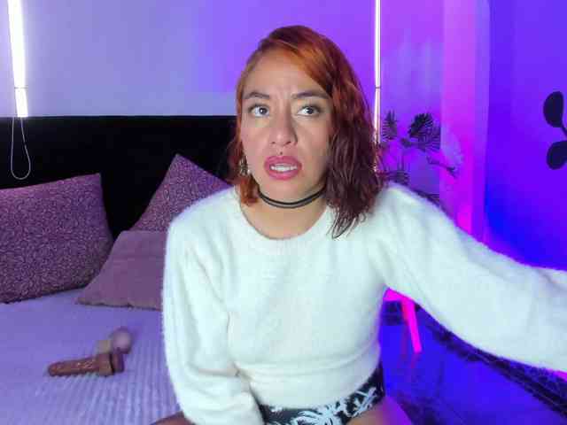 Aishaluna webcam
