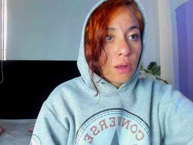 Aishaluna webcam