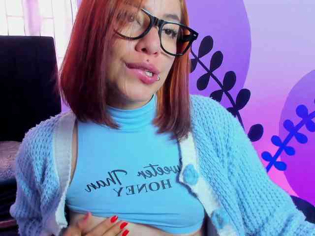 Aishaluna webcam