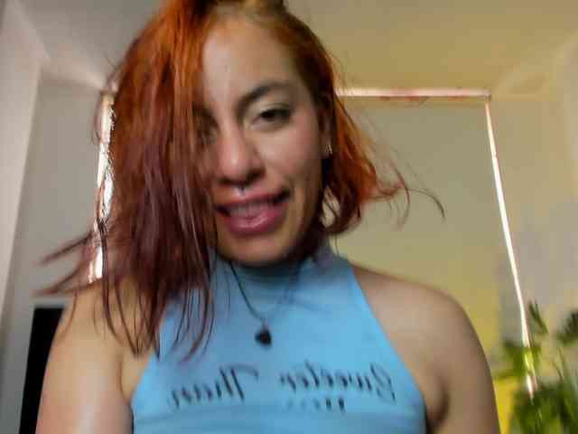 Aishaluna webcam