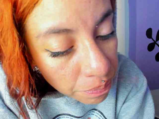 Aishaluna webcam
