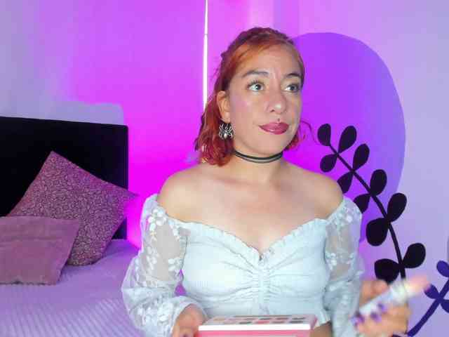 Aishaluna webcam