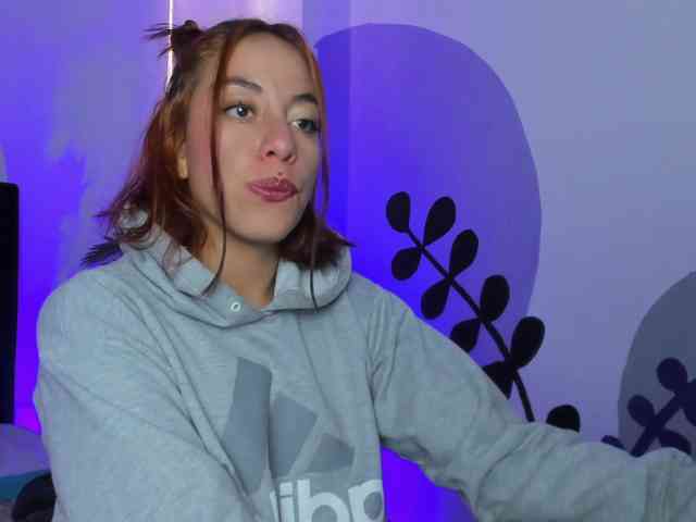 Aishaluna webcam