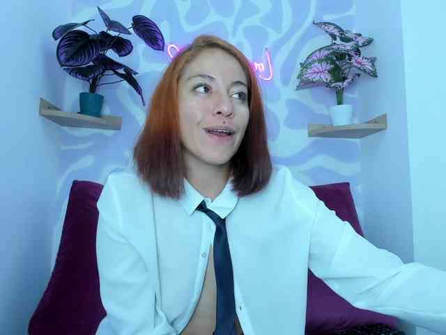 Aishaluna webcam