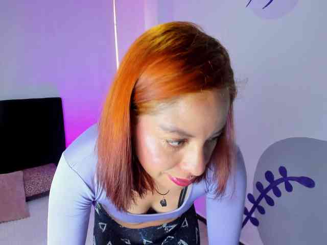 Aishaluna webcam
