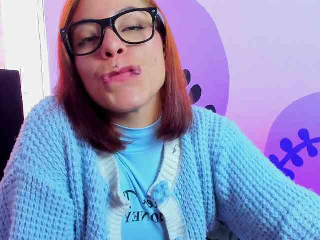 Aishaluna webcam