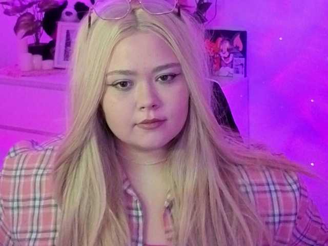 NessiePolly's BongaCams show and profile