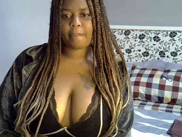 Onlyyhazelbrown webcam