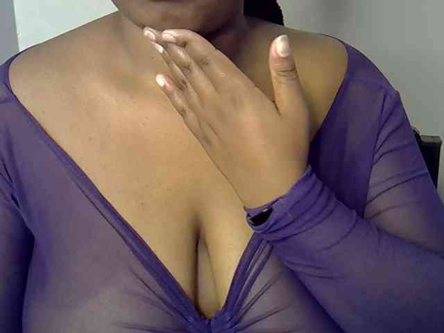 Onlyyhazelbrown webcam