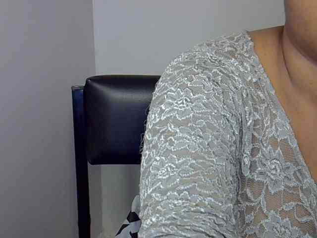 Onlyyhazelbrown webcam
