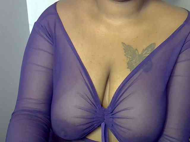 Onlyyhazelbrown webcam