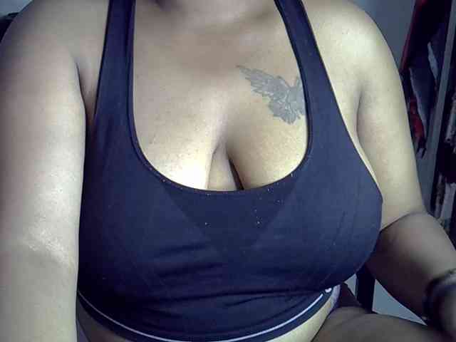 Onlyyhazelbrown webcam