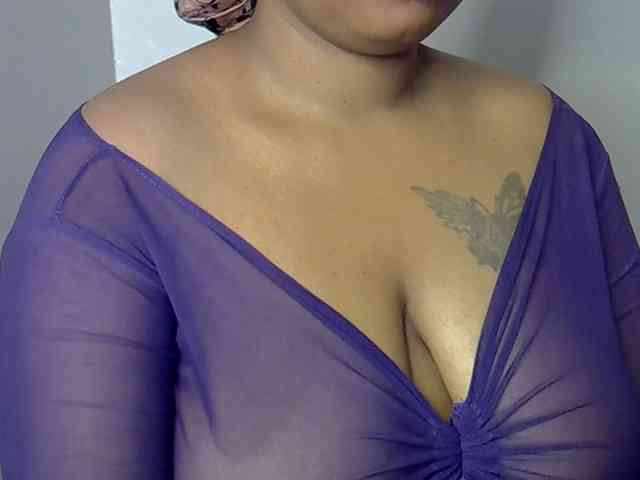 Onlyyhazelbrown webcam