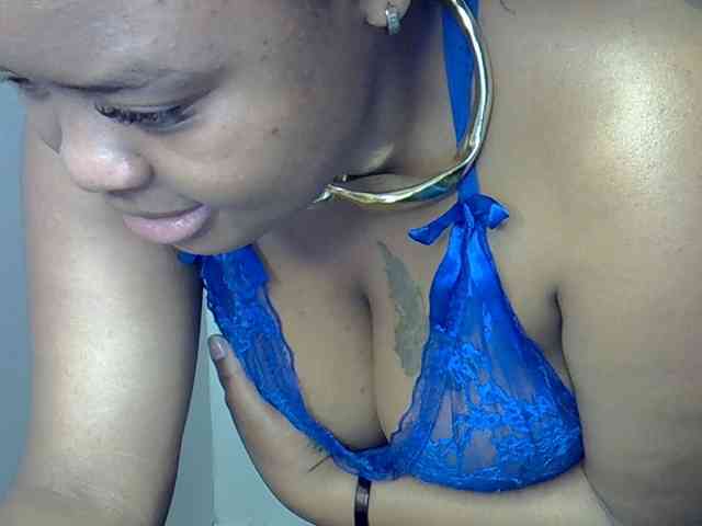 Onlyyhazelbrown webcam