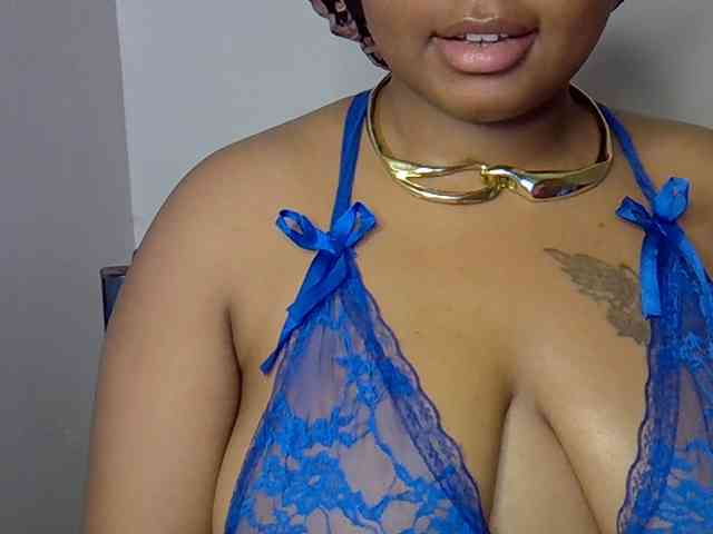 Onlyyhazelbrown webcam