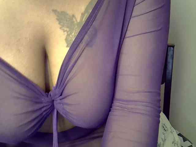 Onlyyhazelbrown webcam