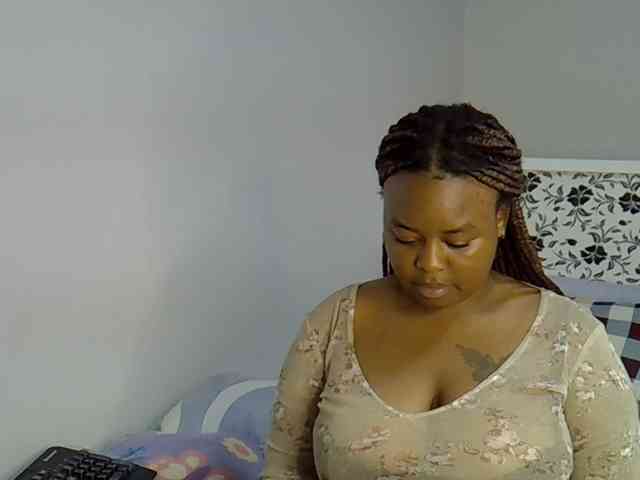 Onlyyhazelbrown webcam