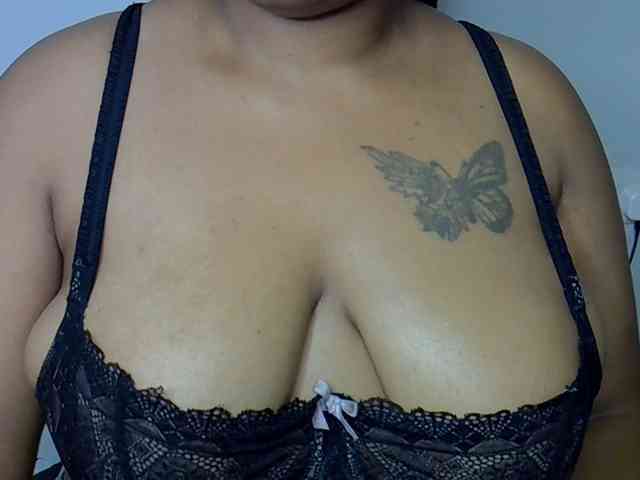 Onlyyhazelbrown webcam