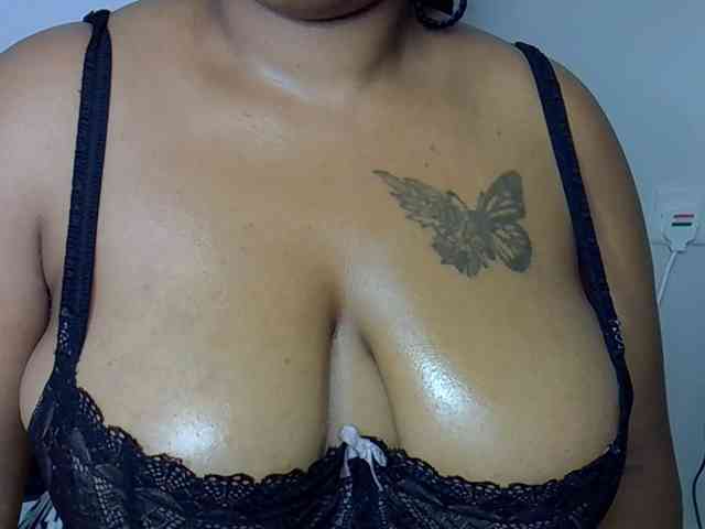 Onlyyhazelbrown webcam