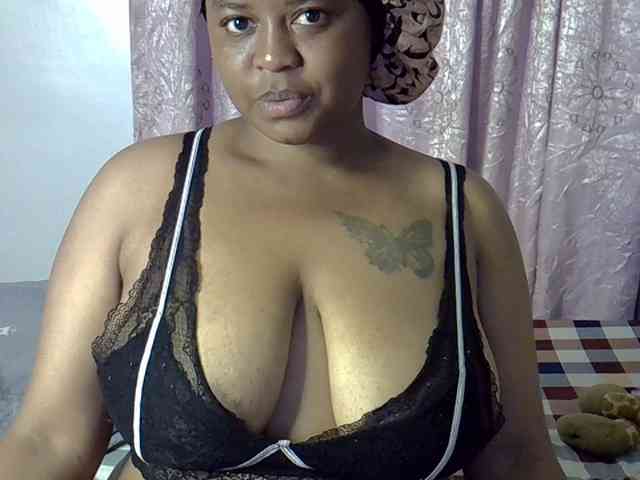 Onlyyhazelbrown Live Webcam on {site_name}