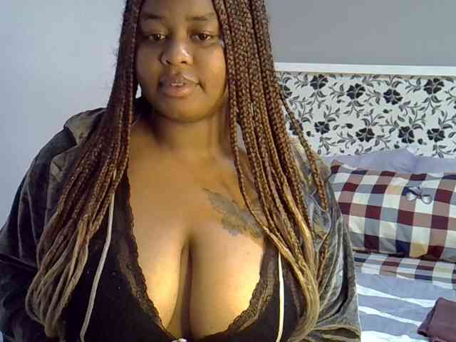 Onlyyhazelbrown webcam