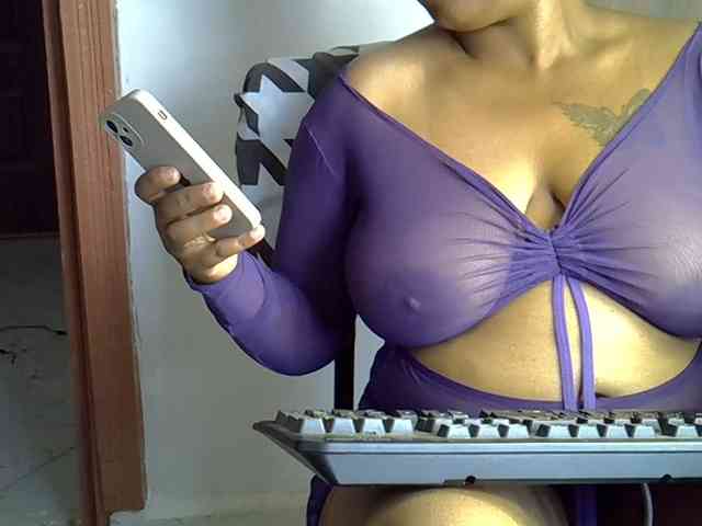 Onlyyhazelbrown webcam