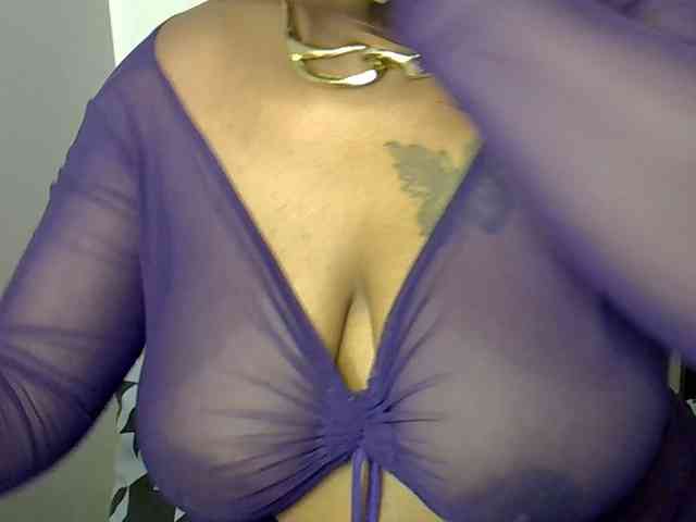 Onlyyhazelbrown webcam
