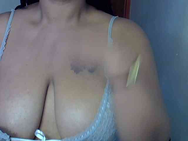Onlyyhazelbrown webcam