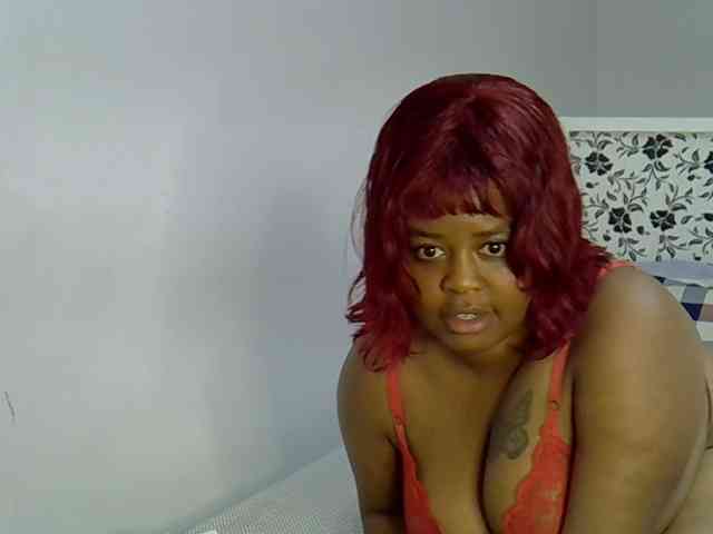 Onlyyhazelbrown webcam