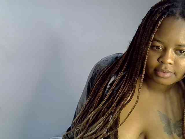 Onlyyhazelbrown webcam