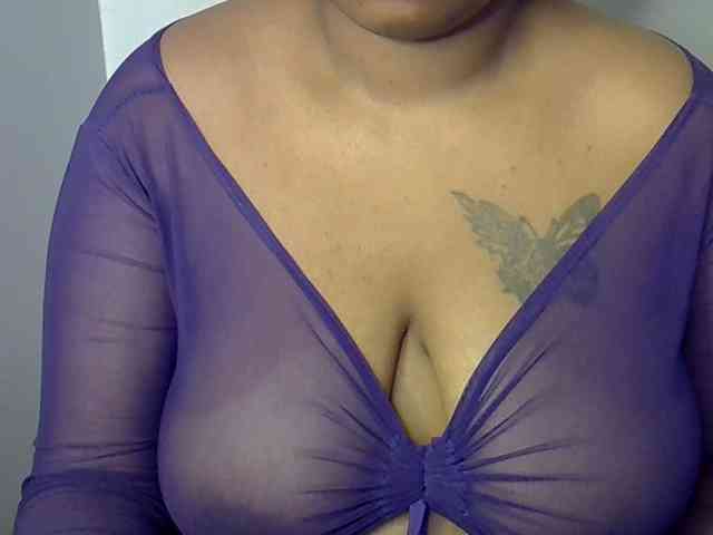 Onlyyhazelbrown webcam