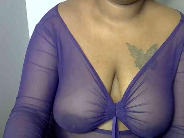 Onlyyhazelbrown webcam