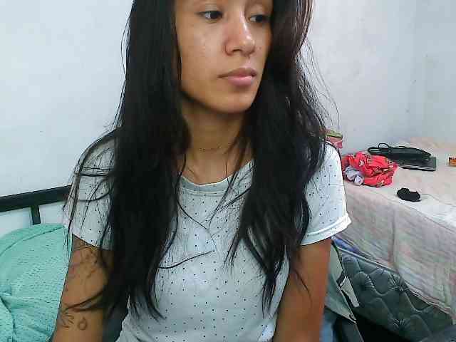 pielcanela webcam